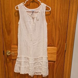 Red Haute Cream Sleeveless Mini Dress